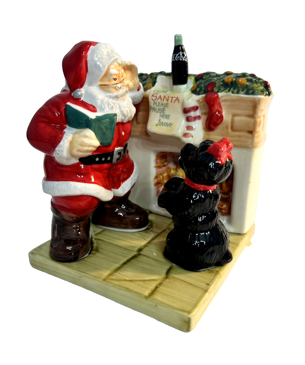 Vintage 2002 Coca Cola Salt & Pepper Shakers Limited Holiday Portraits Santa Dog